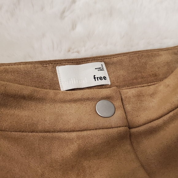 Aritzia Centinela Skirt, Beige, Size 2 - Picture 3 of 3